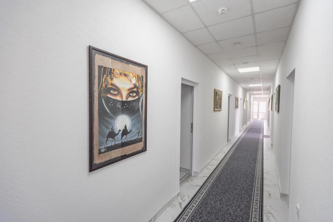 Vila Safir Loznica Buitenkant foto