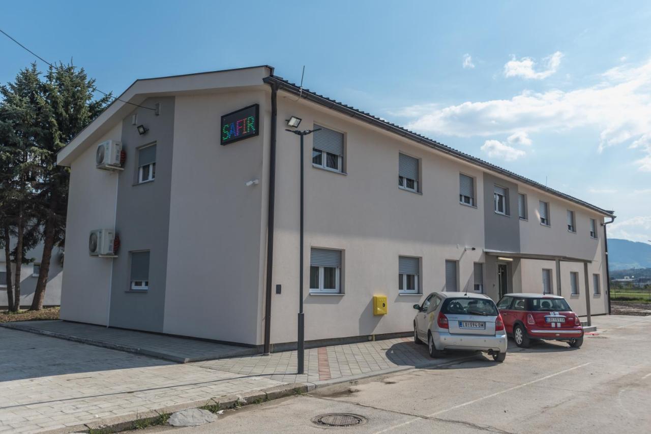 Vila Safir Loznica Buitenkant foto