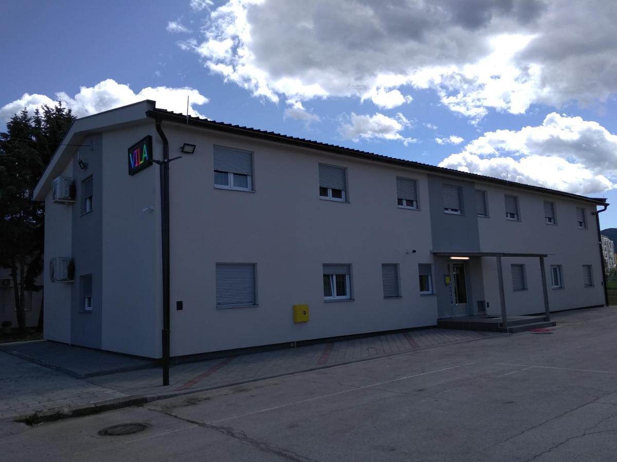 Vila Safir Loznica Buitenkant foto