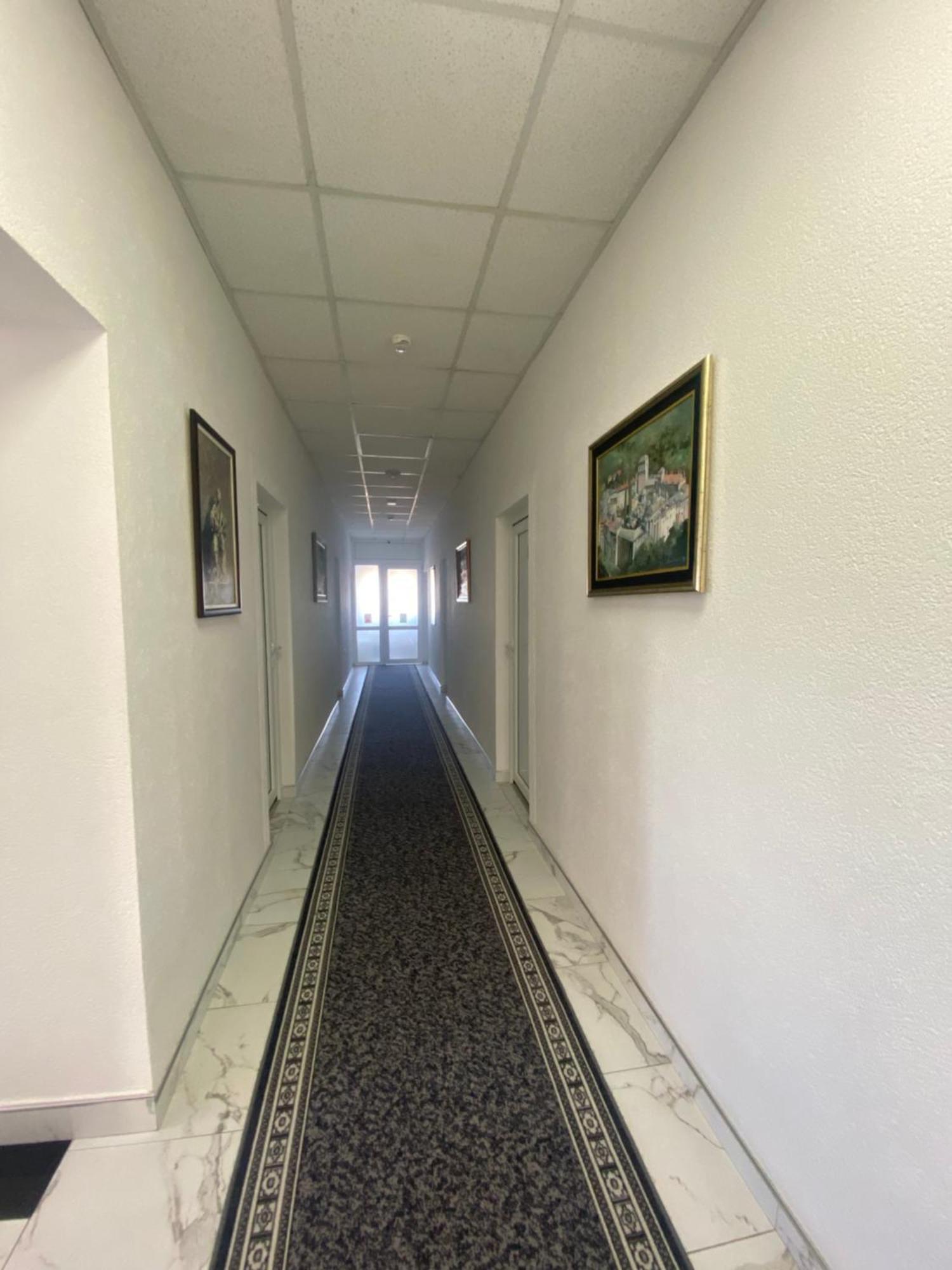 Vila Safir Loznica Buitenkant foto